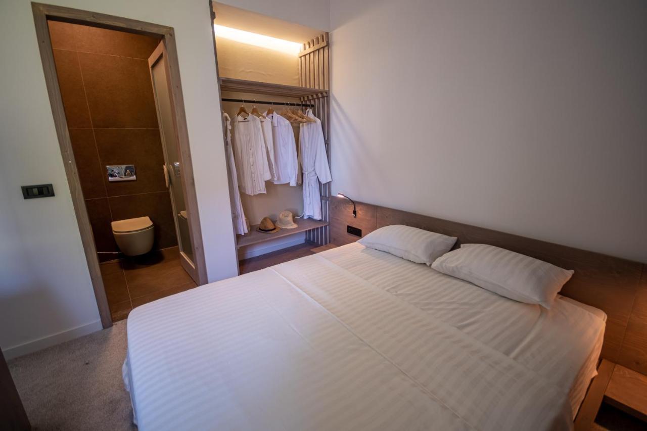 Bloom Suites Pristina Extérieur photo